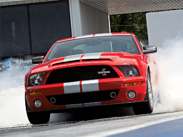 mmfp_0809_08_z+2008_shelby_mustang_gt500kr+burnout.jpg